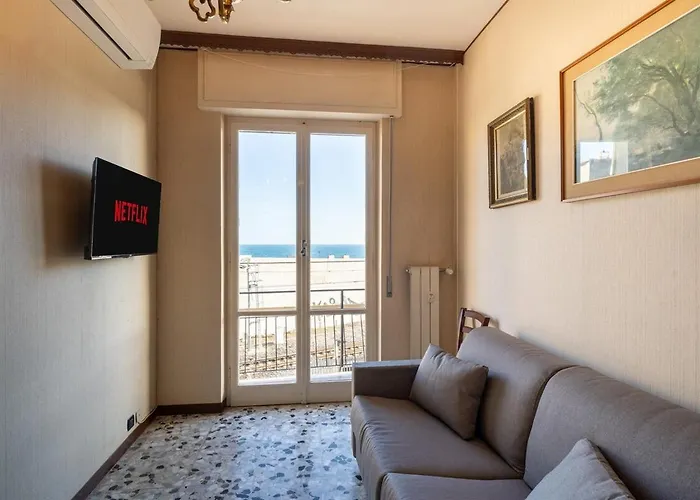 Casa Nina Quadrilocale A 50m Dal Mare Appartement